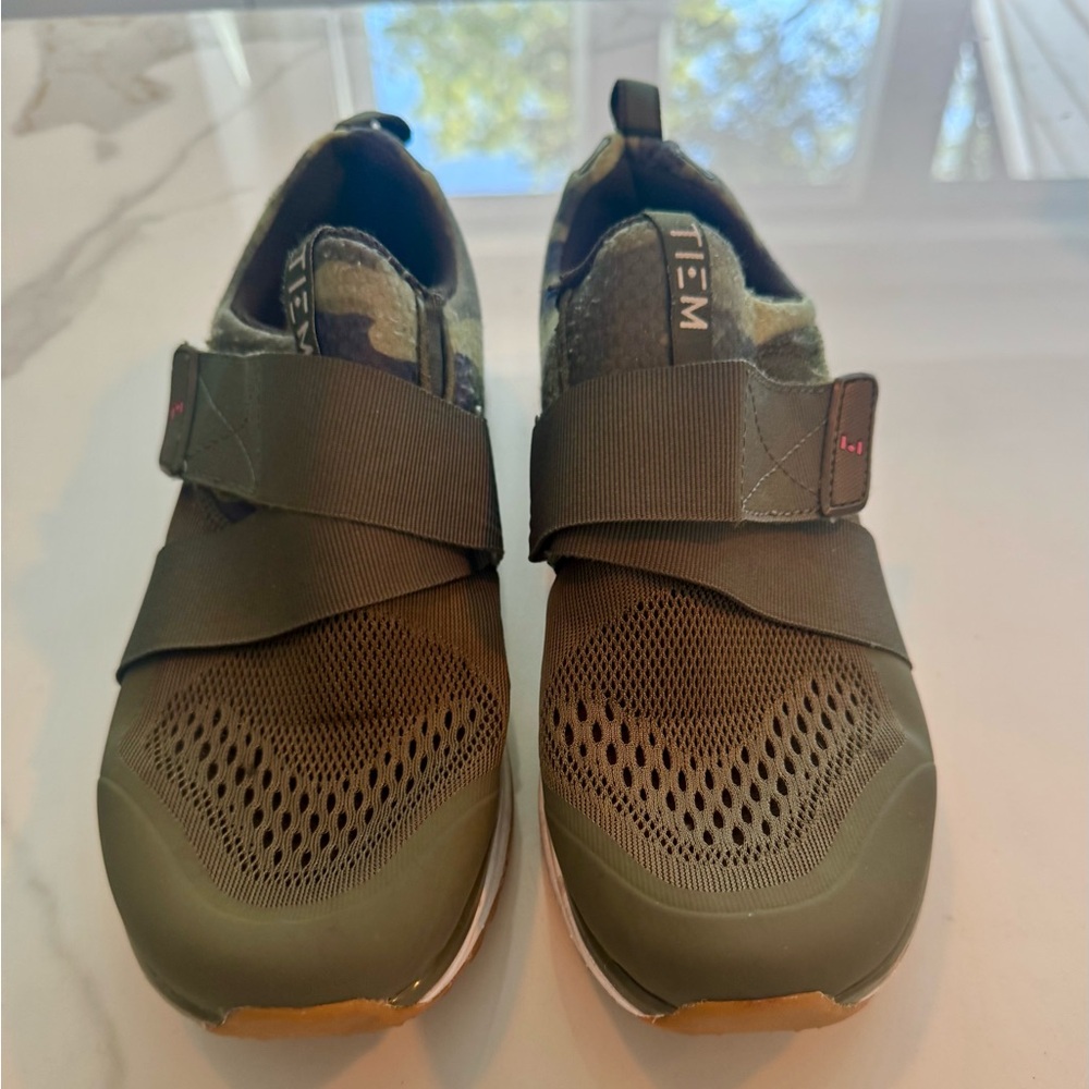 TIEM
Slipstream Cycling Shoe